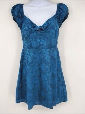 Francesca’s Mi Ami Blue Jacquard Mini Dress